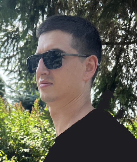 <strong>Ruslan Romzha</strong>